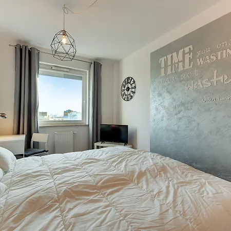 Aviator Modern 50 * Gdansk