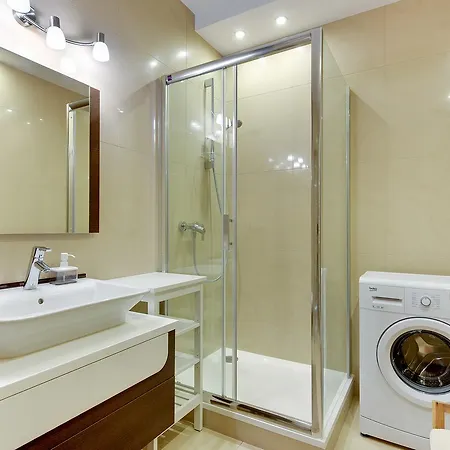Apartment Aviator Modern 50 *